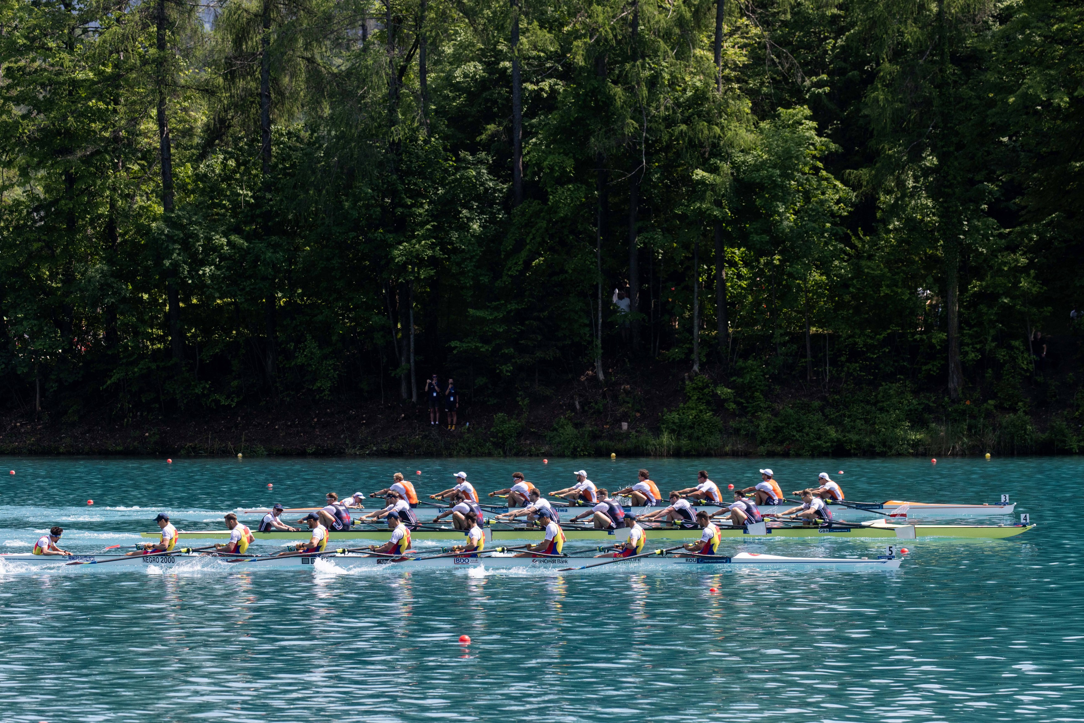 Trei medalii de aur și trei de bronz pentru sportivii români la Campionatele Mondiale de canotaj pentru juniori de la Paris