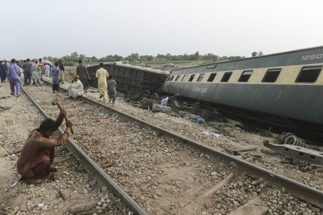 tren-deraiat-pakistan-profimedia8