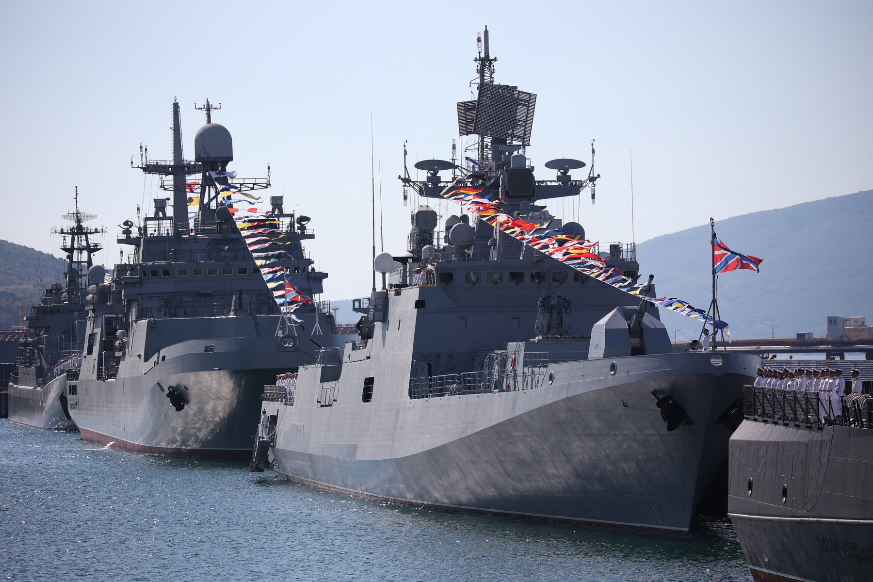Politico: Ucraina declară război navelor rusești din Marea Neagră