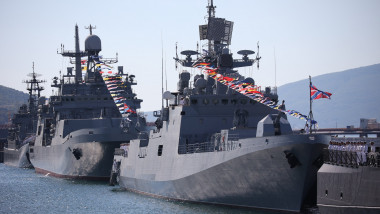 Nave rusești din Flota Mării Negre de ziua marinei în portul din Novorosiisk