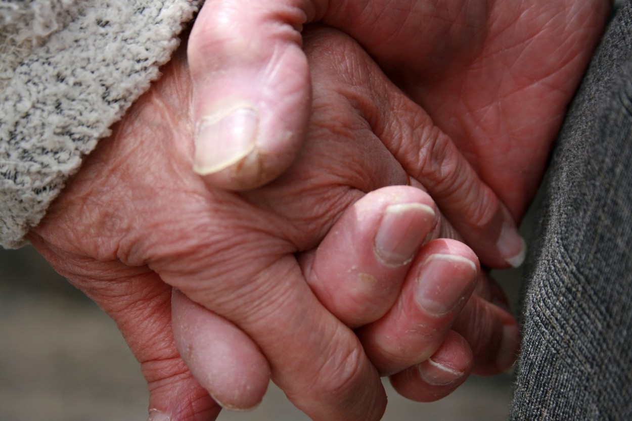 Un neurolog de 101 ani, care încă lucrează, a dezvăluit cele 4 secrete ale sale pentru o viață lungă și fericită