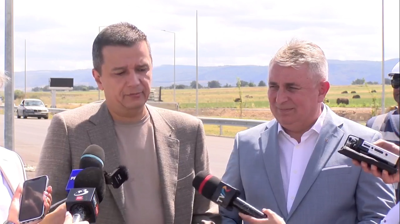 Bode s-a dus după Grindeanu pe șantierul autostrăzii Transilvania, departe de „agitația politică de la București”: Muncim împreună