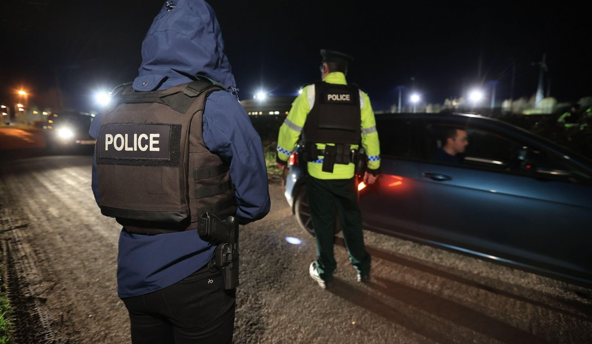 Poliția din Irlanda de Nord a publicat din greșeală numele și locurile de muncă ale tuturor ofițerilor: „Date deosebit de sensibile”
