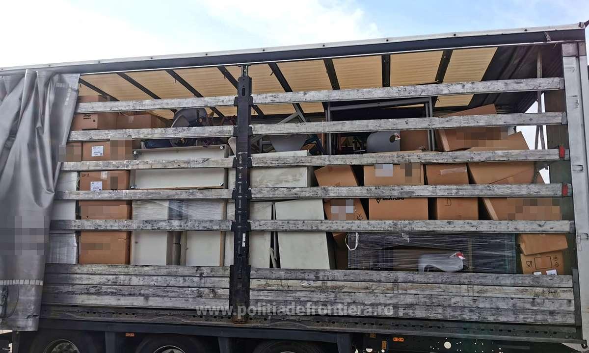 Aproape 3 tone de deșeuri au fost găsite și oprite la intrarea în țară. Traficul ilegal de deșeuri a crescut cu 180%