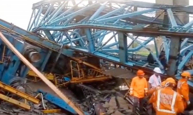 EXCLUSIVE: VIDEO: 16 dead and five injured as construction crane collapses – with more 'trapped beneath debris'