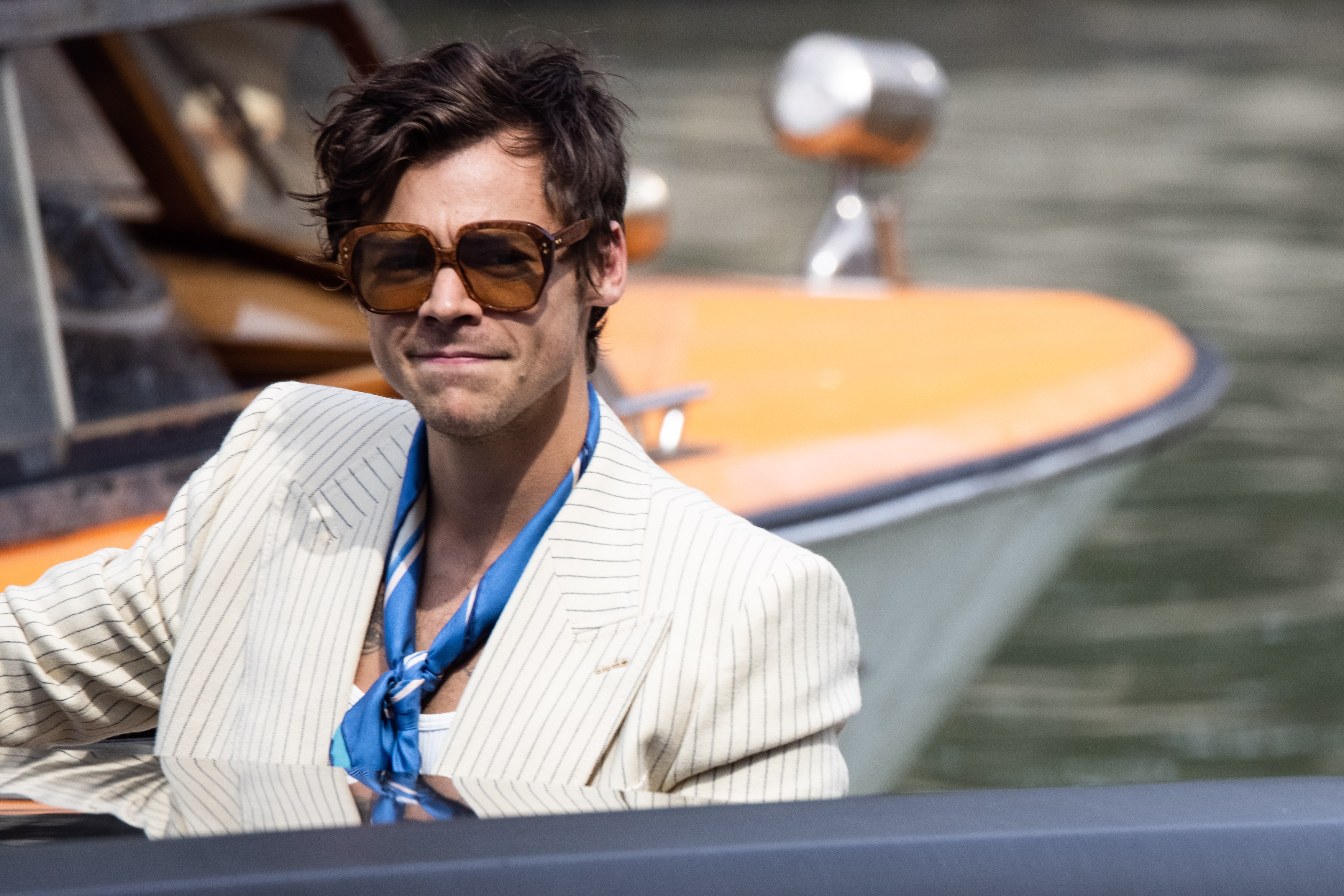"Love on Tour", turneul lansat de Harry Styles acum doi ani, a ajuns la final. Artistul donează o sumă impresionantă din banii obținuți