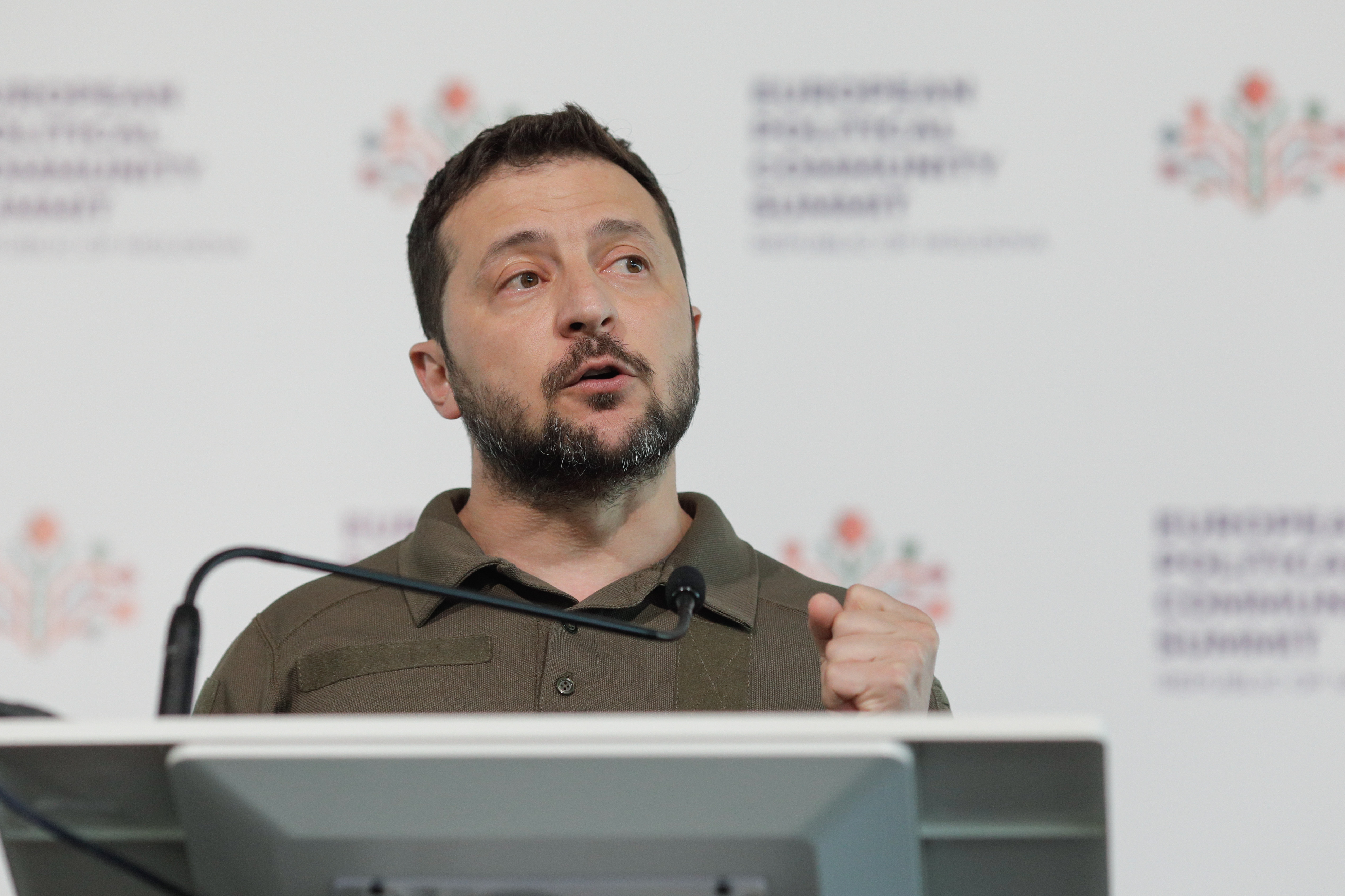 Zelenski vrea un „summit pentru pace” la toamnă. Atac al rușilor asupra portului Izmail, lângă România. Drone ruseşti doborâte la Kiev