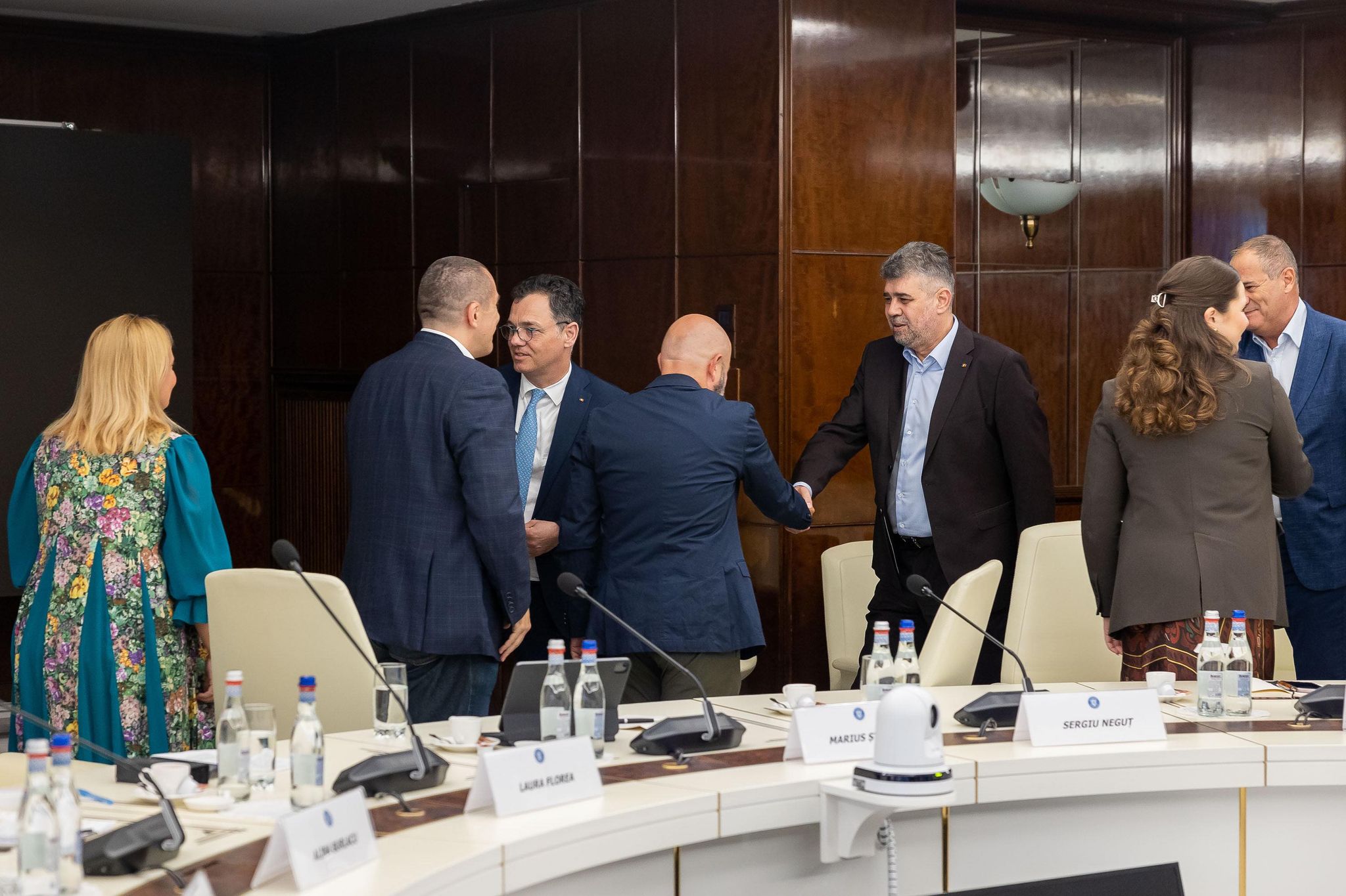 Reprezentanți ai mediului de afaceri, după discuția cu Ciolacu despre măsurile fiscale: Vor fi majorări în două trepte