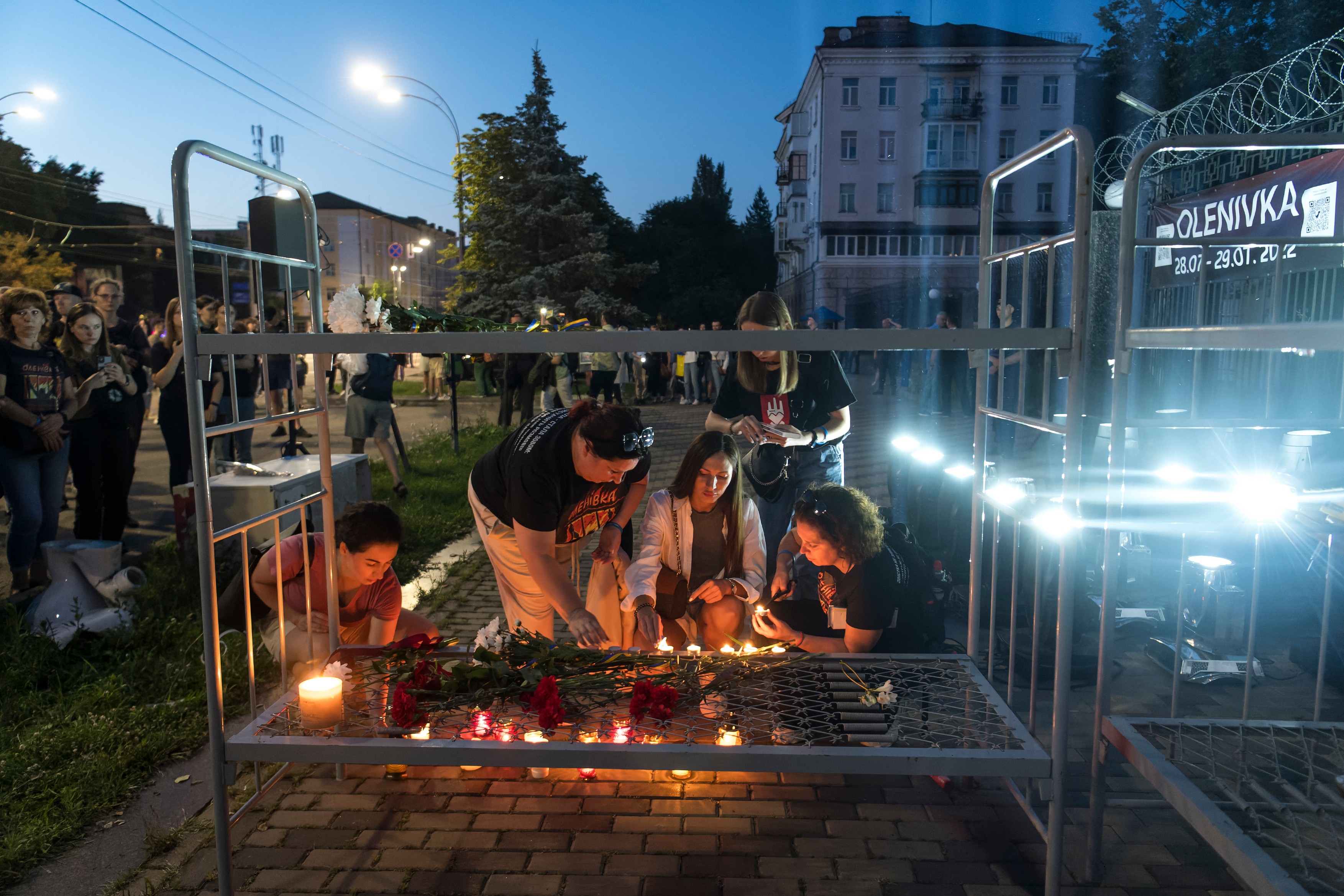 Peste 10.000 de civili, printre care sute de copii, au fost uciși de la începutul invaziei ruse în Ucraina