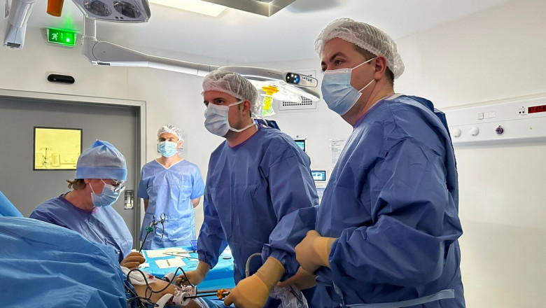 Dr. Costel Rad & Dr. Dumitru Pocreata de la Spitalul MedLife Brasov, schimb de experienta cu medicii din Franta (2)