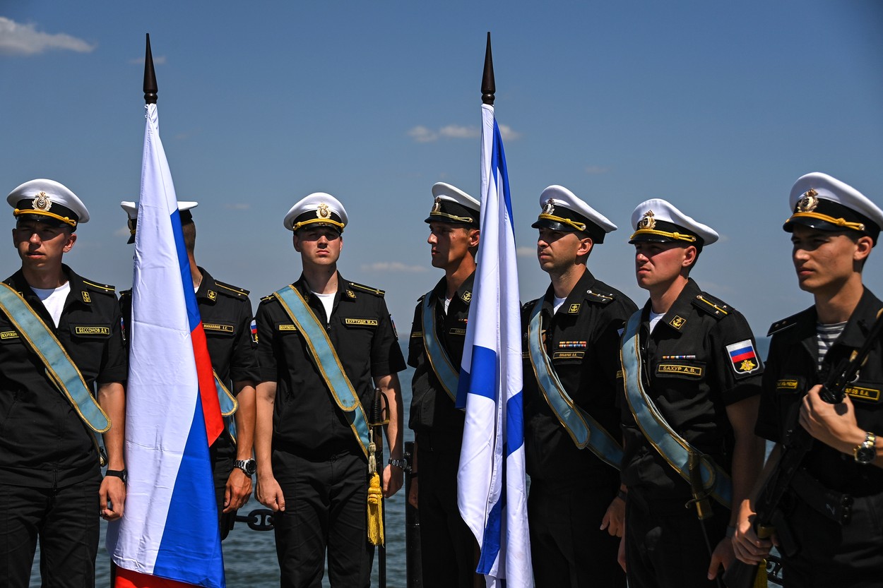 Forțele de rezistență ucrainene ar fi otrăvit cu cianură 17 ofițeri ruși care sărbătoreau Ziua Marinei în Mariupol
