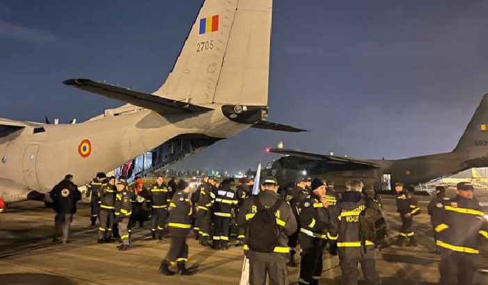 Două aeronave ale Forţelor Aeriene vor duce pompieri români în insula Corsica