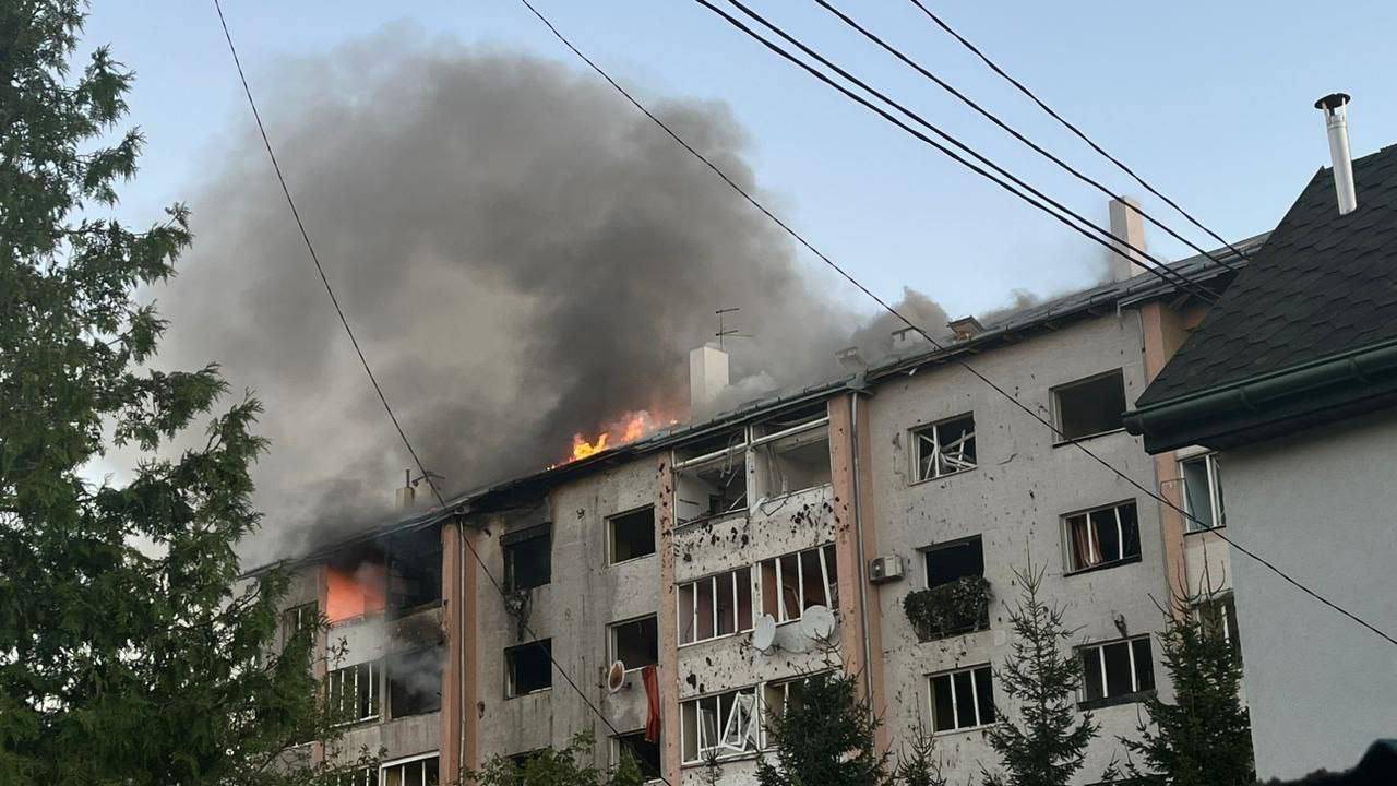Rusia a lansat cel mai mare atac aerian asupra regiunii Liov. Una dintre rachete a căzut în curtea unei grădiniţe