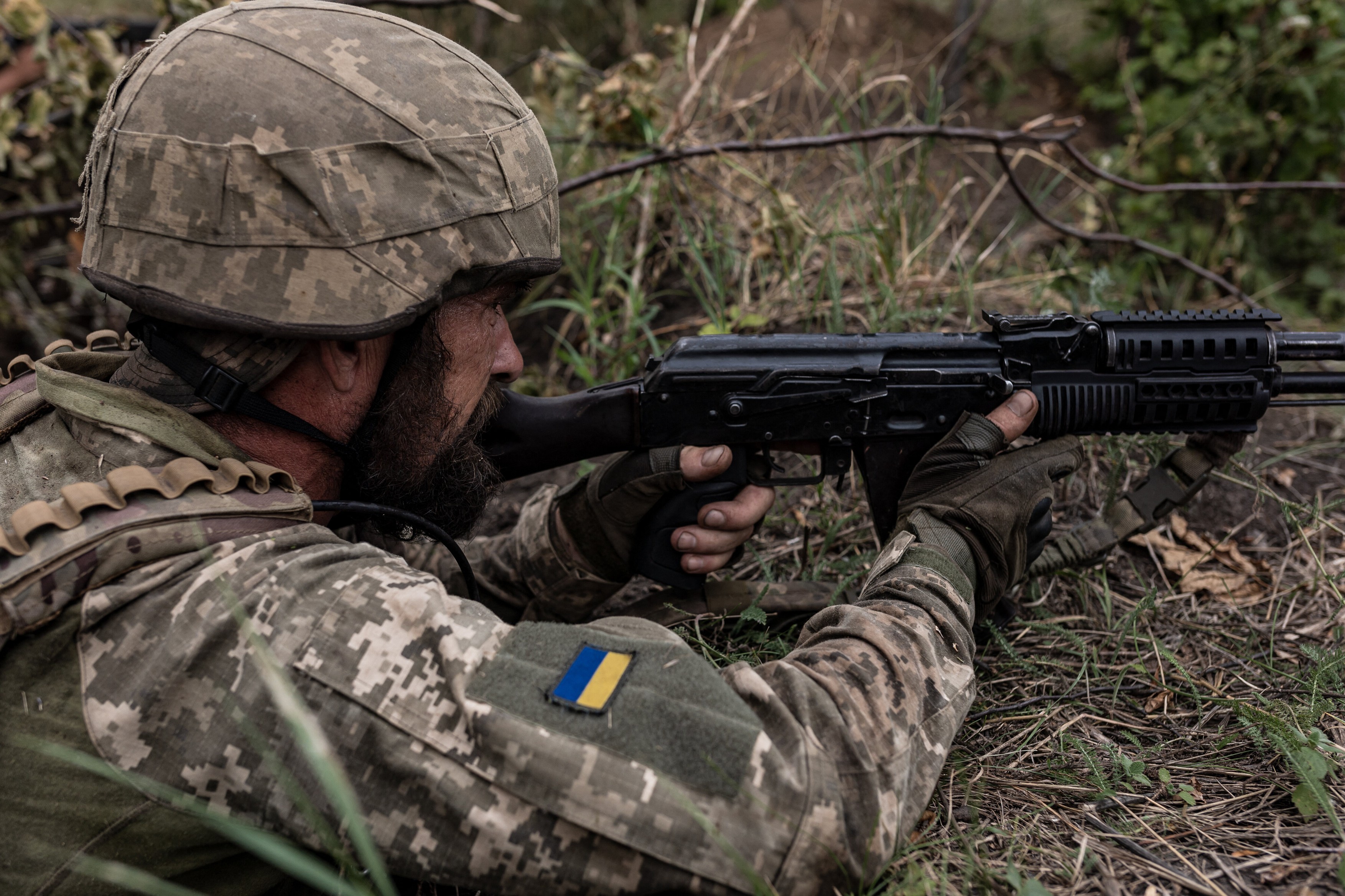 Dau mită sau se ascund. Cât a plătit un bărbat din Ucraina pentru a scăpa de recrutare