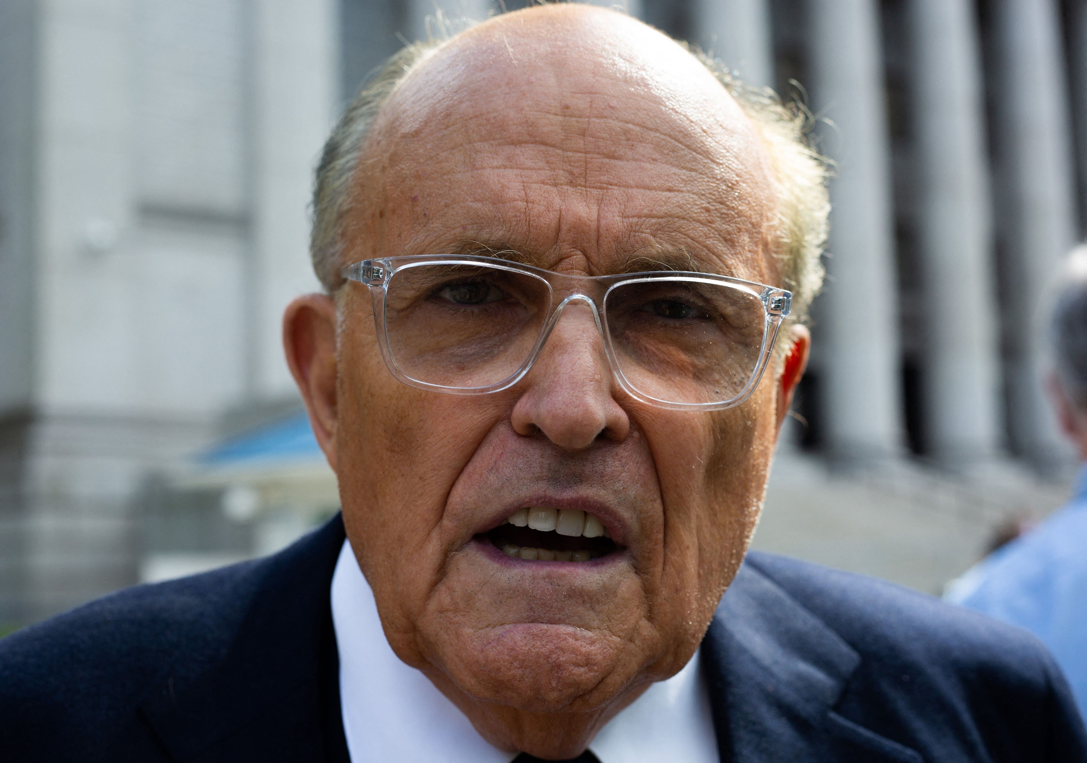 Rudy Giuliani a ajuns la fundul sacului. Este îngropat în datorii și procese după ce l-a apărat pe Trump