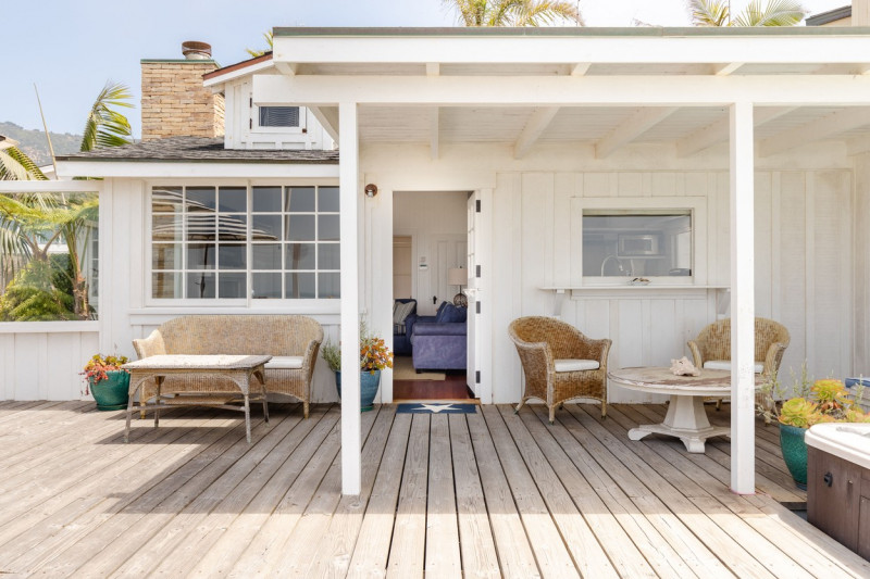 Ashton Kutcher and Mila Kunis offering Airbnb stay at guest house of their Santa Barbara County “oceanfront oasis”