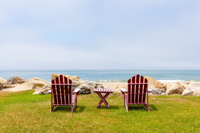 Ashton Kutcher and Mila Kunis offering Airbnb stay at guest house of their Santa Barbara County “oceanfront oasis”