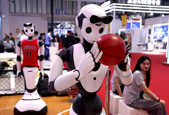 2023 World Robot Conference kicks off in Beijing