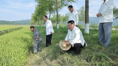 kim jong un a vizitat ferme in coreea de nord
