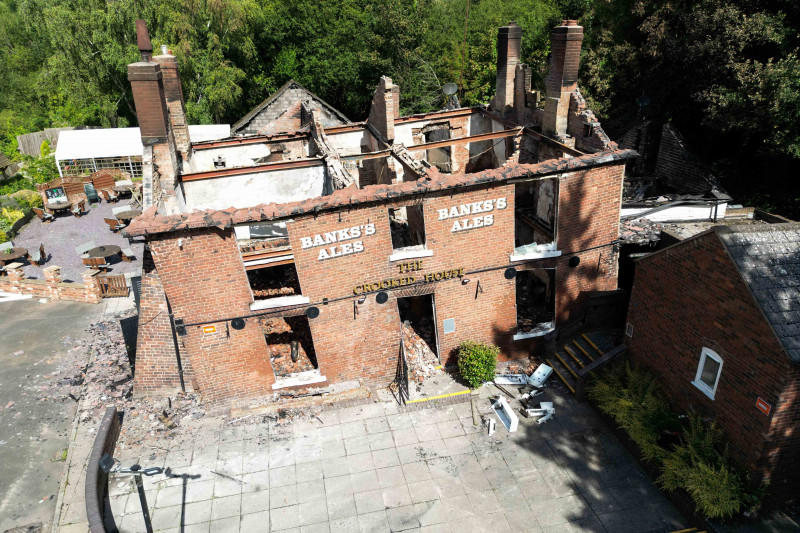 Crooked House pub fire