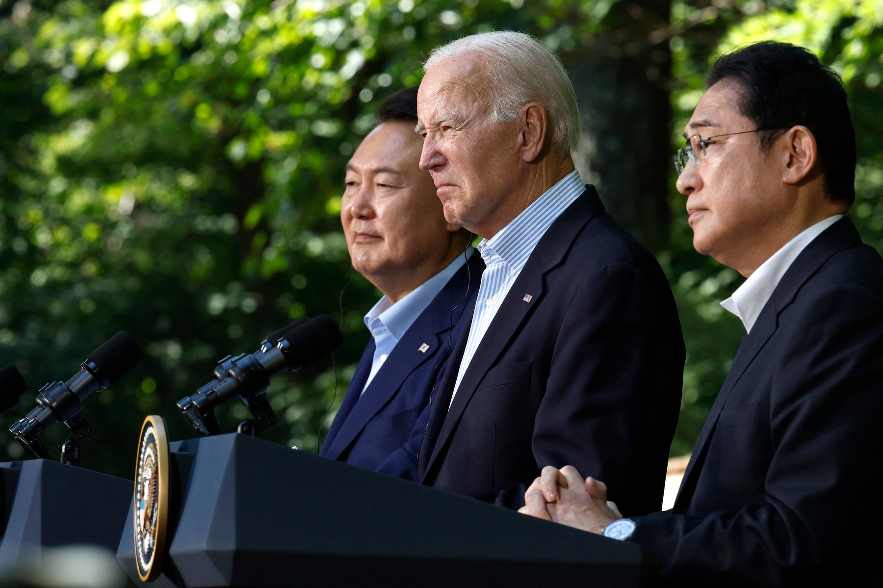 SUA, Coreea de Sud şi Japonia au decis la Camp David să aprofundeze legăturile militare şi au condamnat China