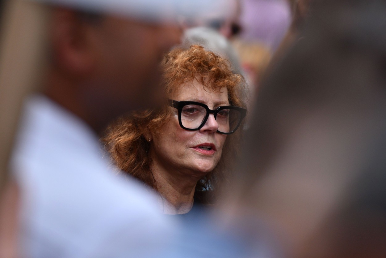 Susan Sarandon a plătit 2 miloane de dolari pentru o „casă de vis”. Apoi a descoperit că e plină de mucegai și nu are izolație