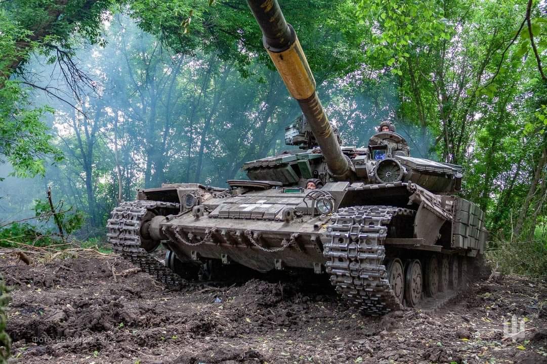 Lupte sângeroase în Ucraina, unde rușii atacă pe mai multe direcții. Bombardamente masive în Zaporojie. Un copil, printre victime