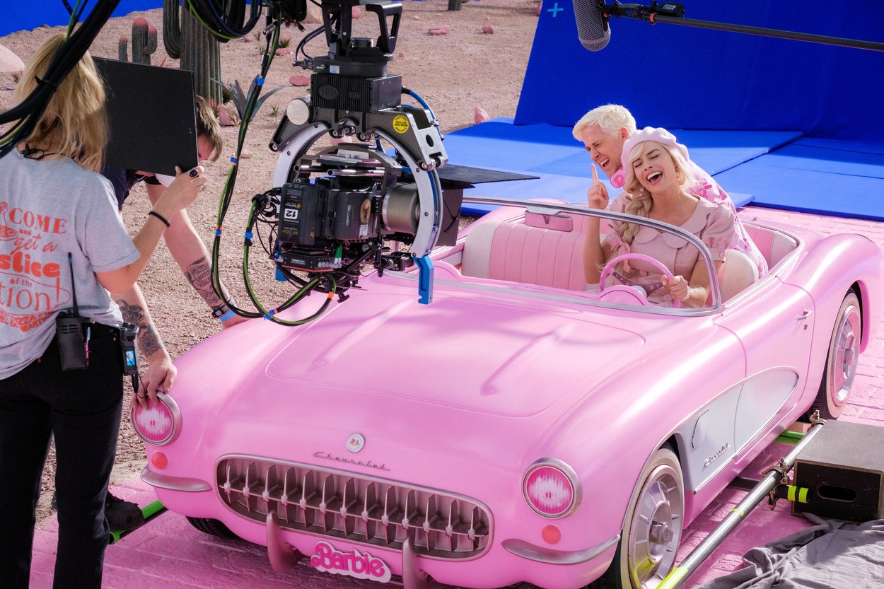 Cinematografele rusești au vândut bilete la o variantă piratată a „Barbie” cu dublaj improvizat și reclame la păcănele