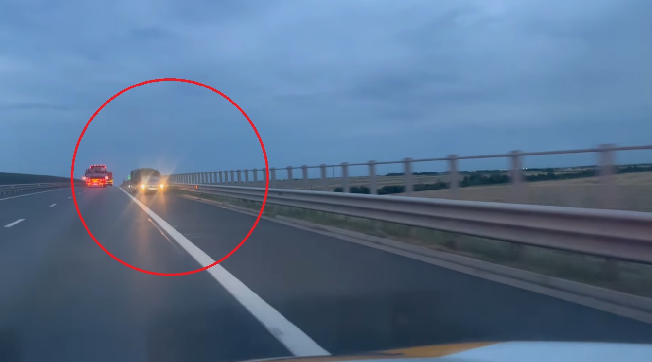 Șofer filmat pe contrasens, pe Autostrada Sebeș-Turda. "Se cheamă că este cu premeditare"