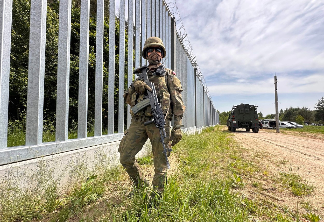 Un dezertor rus a fugit de armată prin Belarus și a intrat ilegal în Polonia