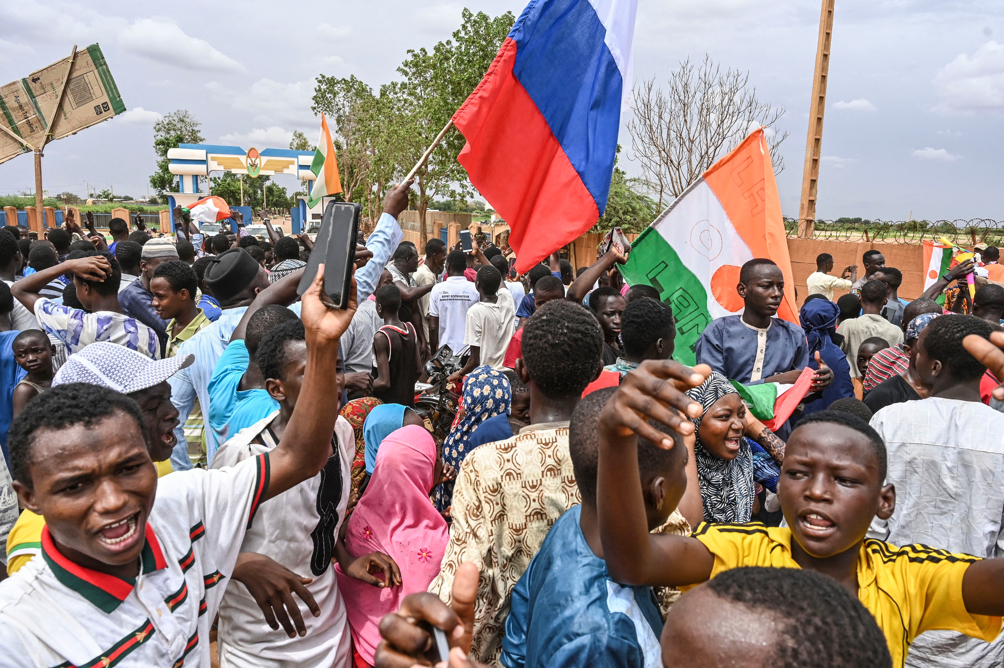 Rusia avertizează liderii ECOWAS să nu ia măsuri militare în Niger, pentru a se evita o „confruntare prelungită”