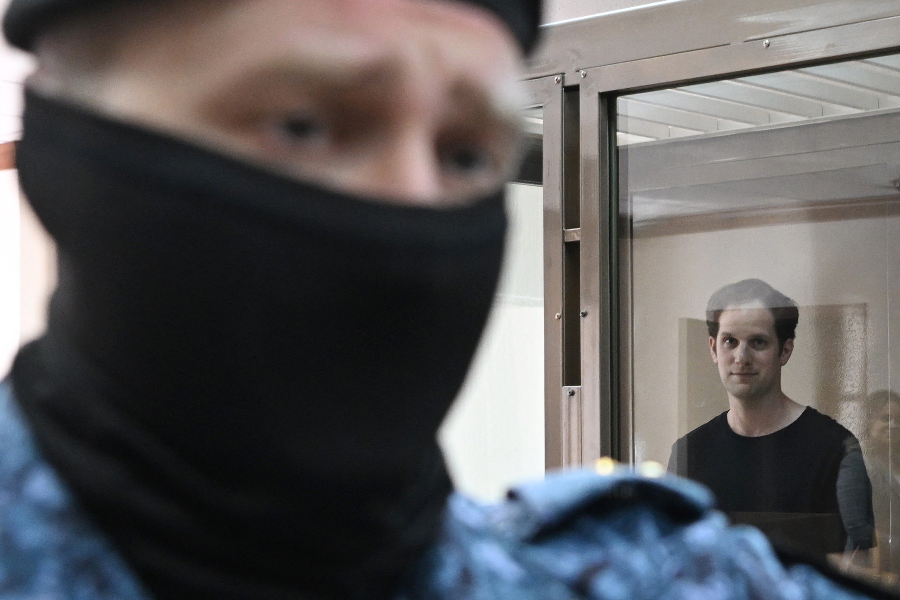 SUA cer Rusiei să-l elibereze „imediat” pe jurnalistul american Evan Gershkovich, după ce detenţia provizorie i-a fost prelungită