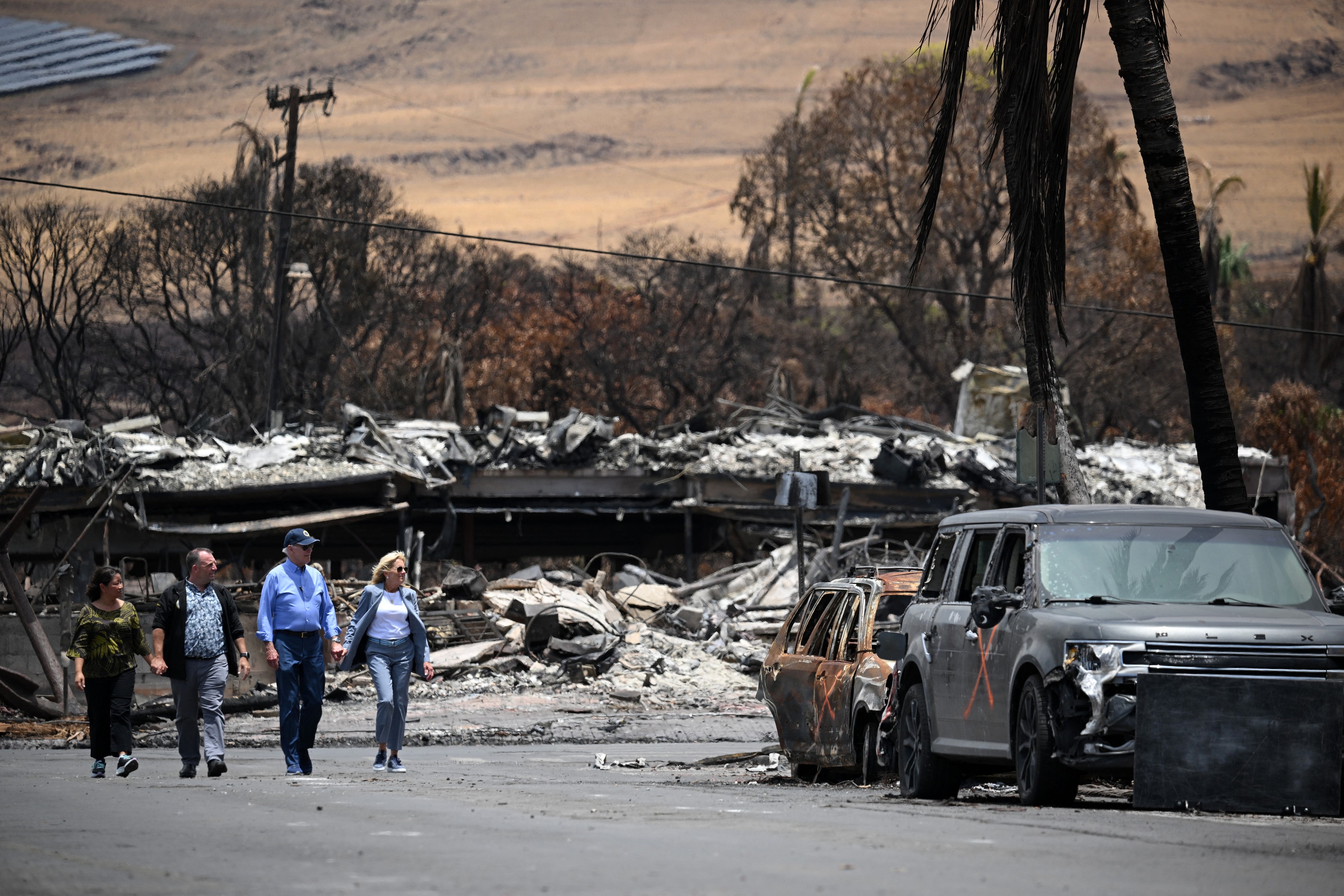 Autoritățile din Hawaii caută în continuare victimele incendiului. 388 de nume ale dispăruților au fost făcute publice