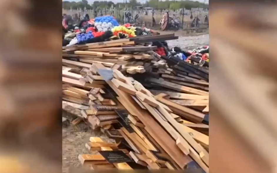VIDEO Un cimitir al mercenarilor Wagner a fost distrus cu buldozerele. „Pe această alee erau morminte. Totul a fost demolat”