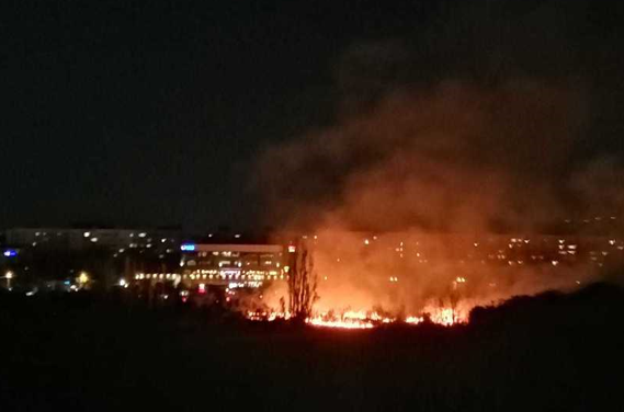 Robert Negoiţă îi cere lui Nicuşor Dan să se întâlnească pentru a găsi o soluţie în privința Parcului IOR sau să-și dea demisia