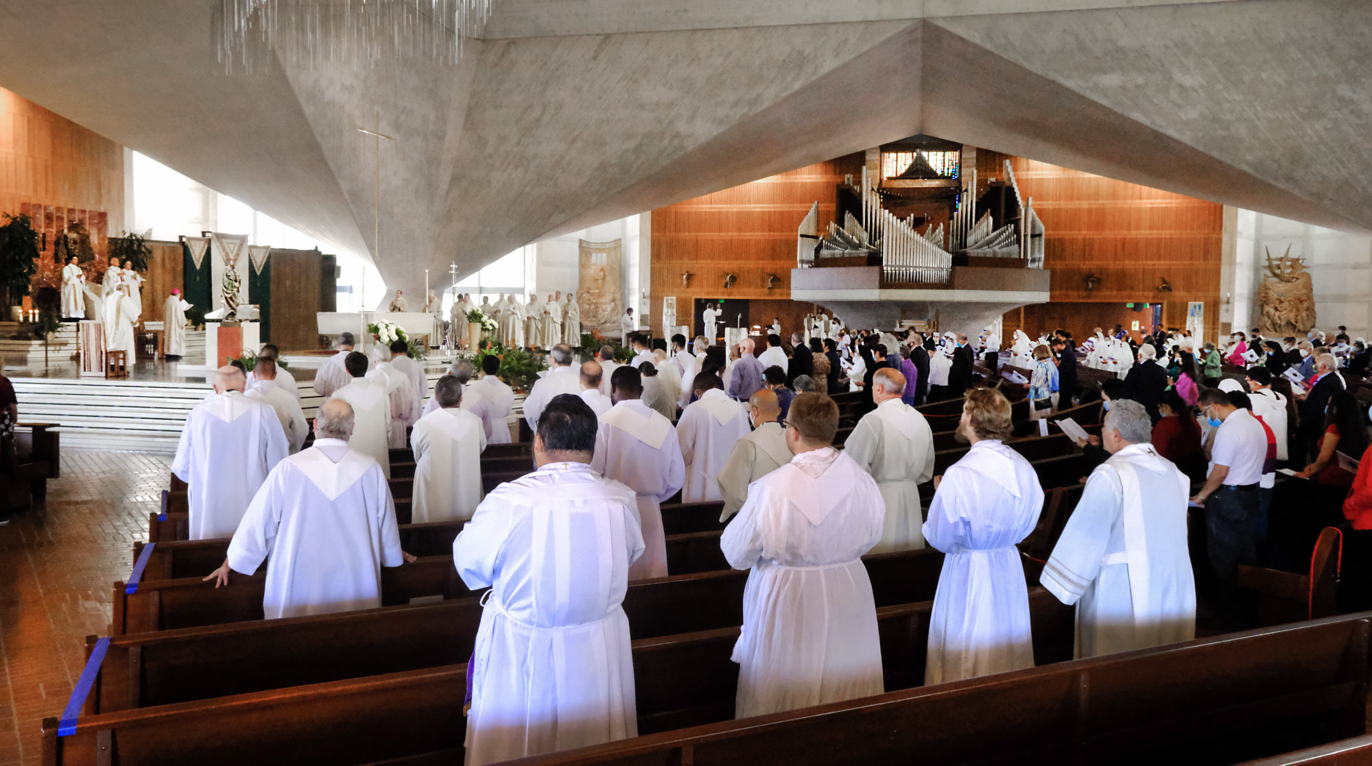 O arhiepiscopie din Statele Unite își declară falimentul din cauza proceselor pentru abuzurile sexuale ale preoților