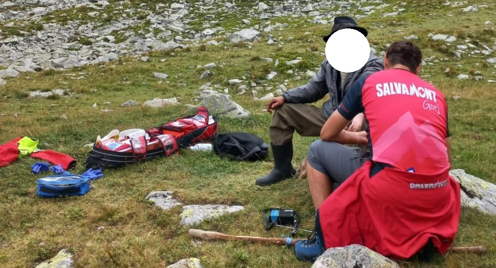 Un cioban din Gorj a fost mușcat de o viperă în Munții Parâng. Bărbatul, preluat de un elicopter SMURD
