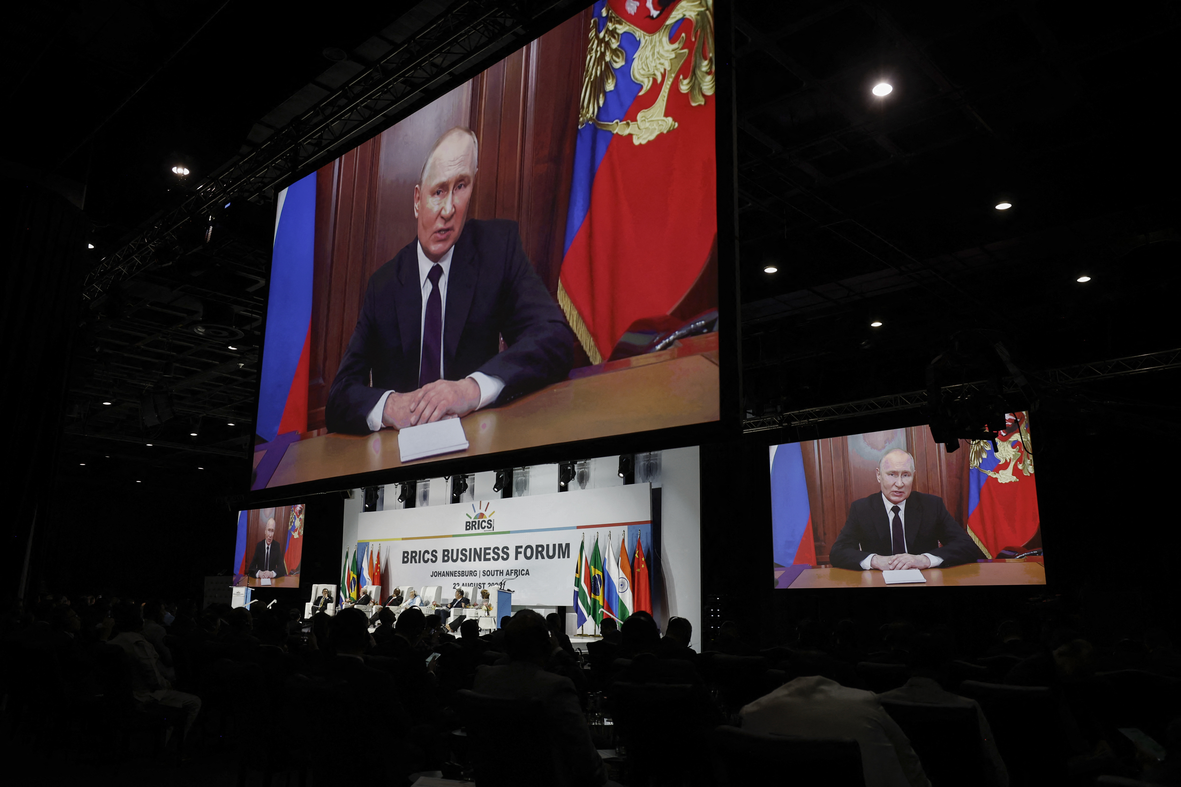 Putin le-a vorbit liderilor BRICS cu altă voce. Discursul liderului de la Kremlin a părut redat în slow motion