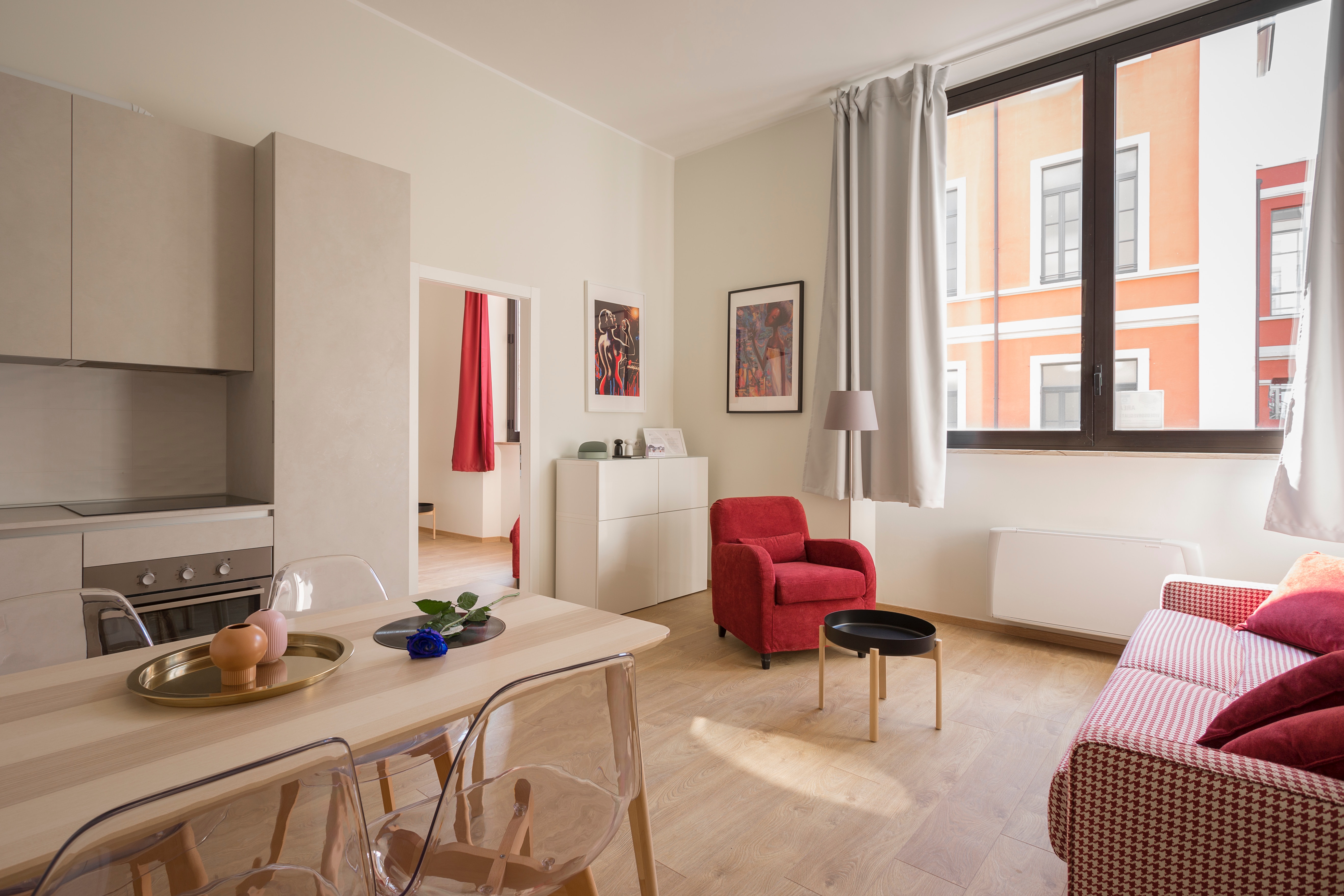 (P) Colțare în Bucătărie și Living: Eleganță, Confort și Funcționalitate