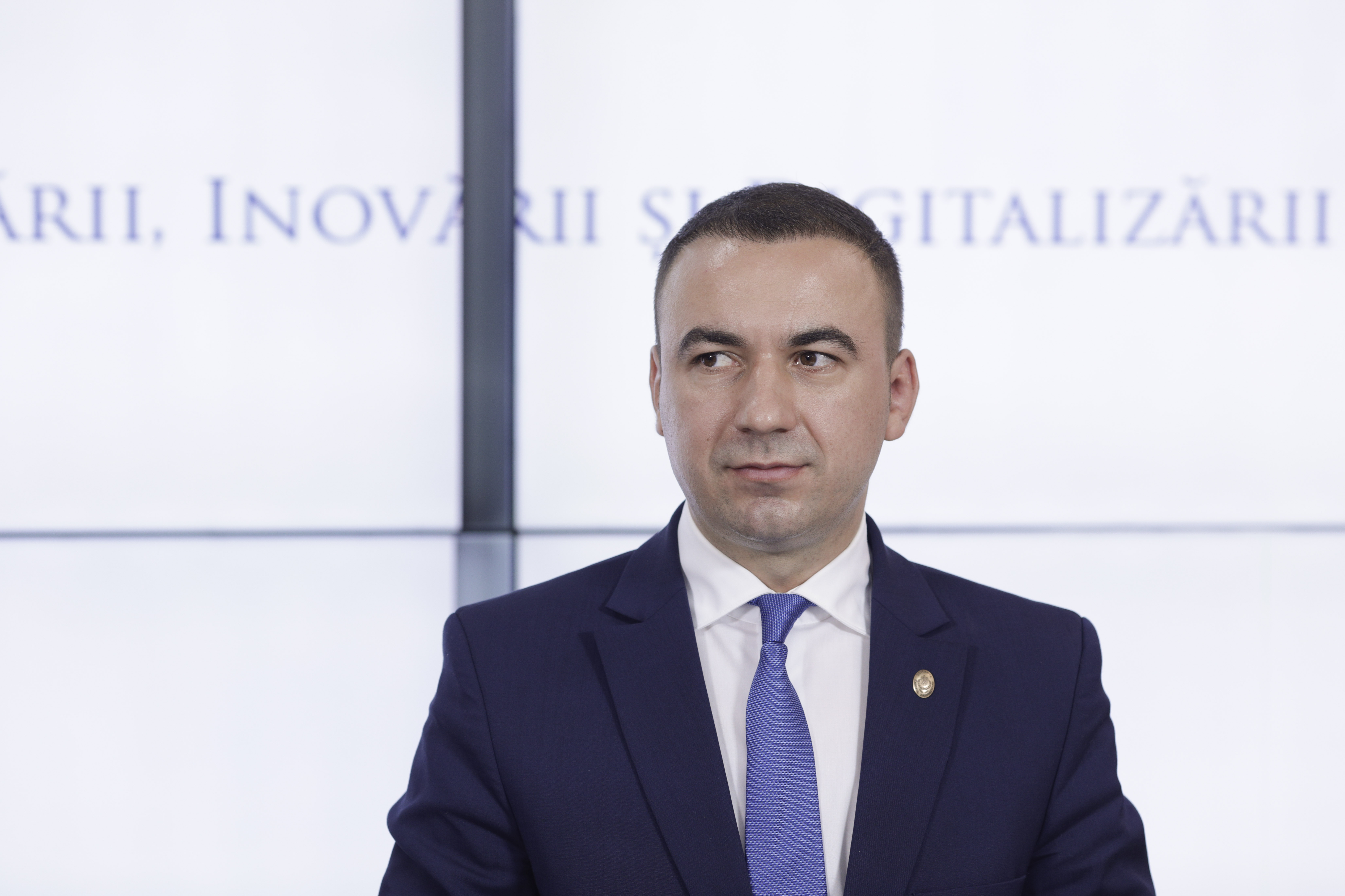 Ministrul Digitalizării: Oamenii buni nu vor fi înlocuiţi de noile tehnologii