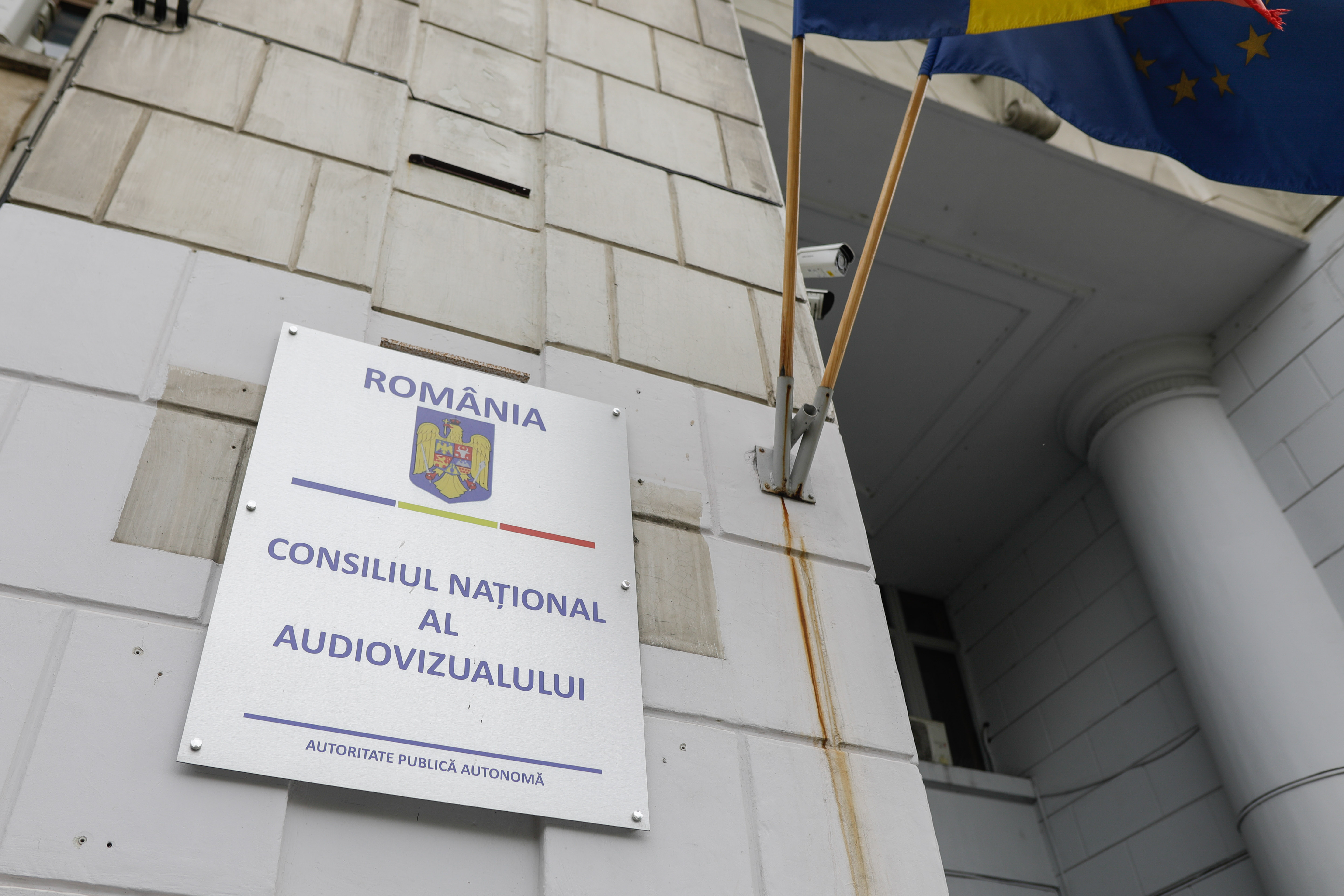 CNA le cere jurnaliștilor de la Nașul TV să verifice la "fața locului" dacă există tuneluri secrete în munții Bucegi