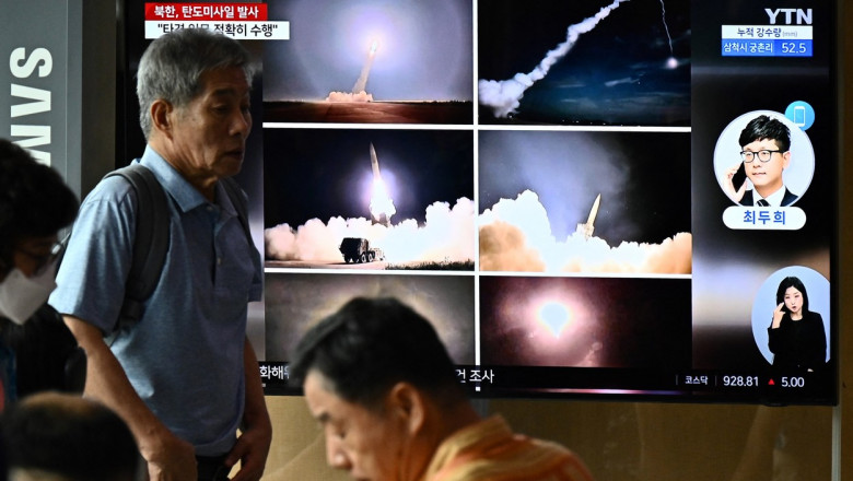 Coreea de Nord a lansat rachete care au simulat un atac nuclear tactic