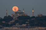 Supermoon in Istanbul