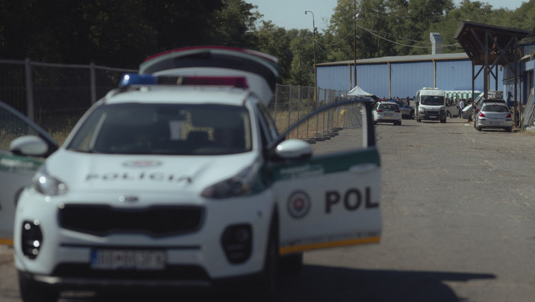 masina de politie la frontiera slovaciei