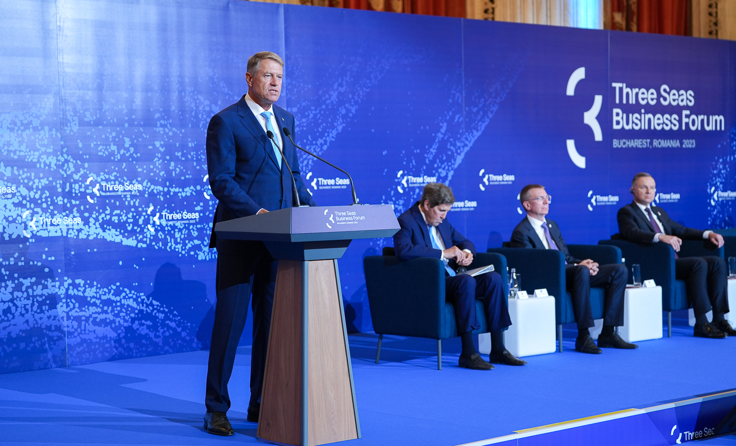 Iohannis: O lecție a războiului e că interdependenţa poate fi folosită împotriva noastră/ România, cel mai mare hub european de cereale