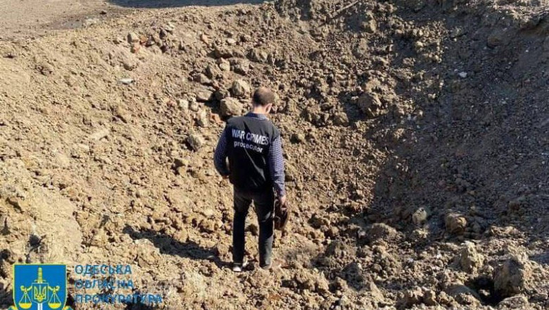 crater de inaltimea unui om la odesa, bombardamente rusia