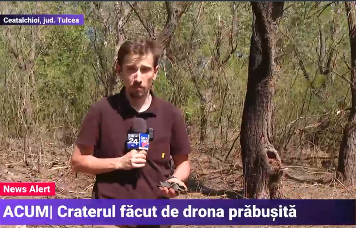 Imagini din Ceatalchioi, din locul unde a căzut drona rusească. Bucăți care ar putea fi dintr-o dronă, găsite de jurnalistul Digi24