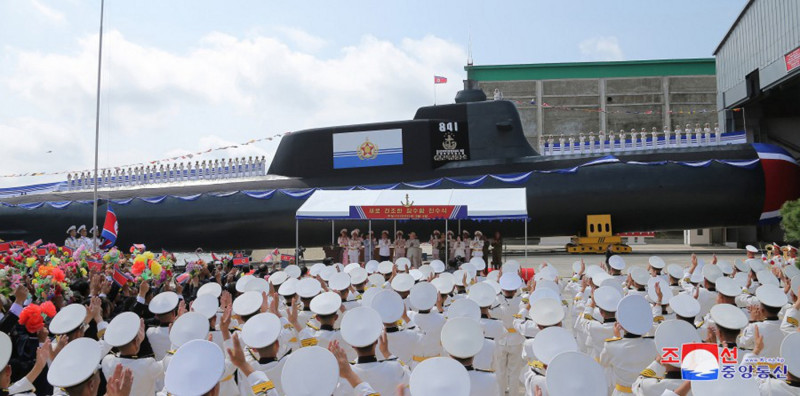 North Korean Leader Kim Jong Un Launches Tactical Nuclear Attack Submarine