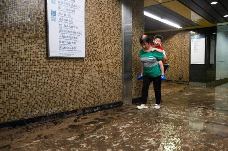 inundatii-hongkong-profimedia5