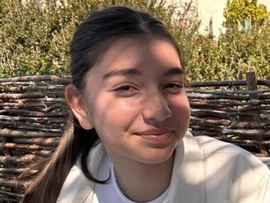 Fata de 14 ani dată dispărută vineri în București a fost găsită
